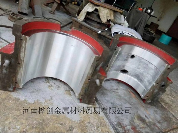 各種型號(hào)機(jī)械巴氏合金軸瓦軸套