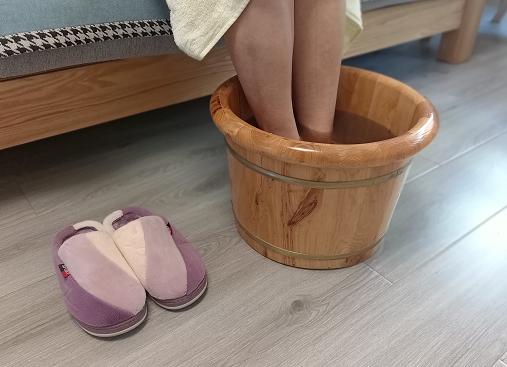 君多健泡腳.jpg